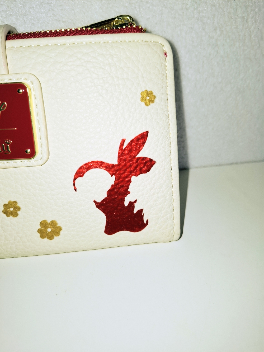 Loungefly Disney Snow White  Wallet with Red Accent and Gold Details - Picture 8 of 10